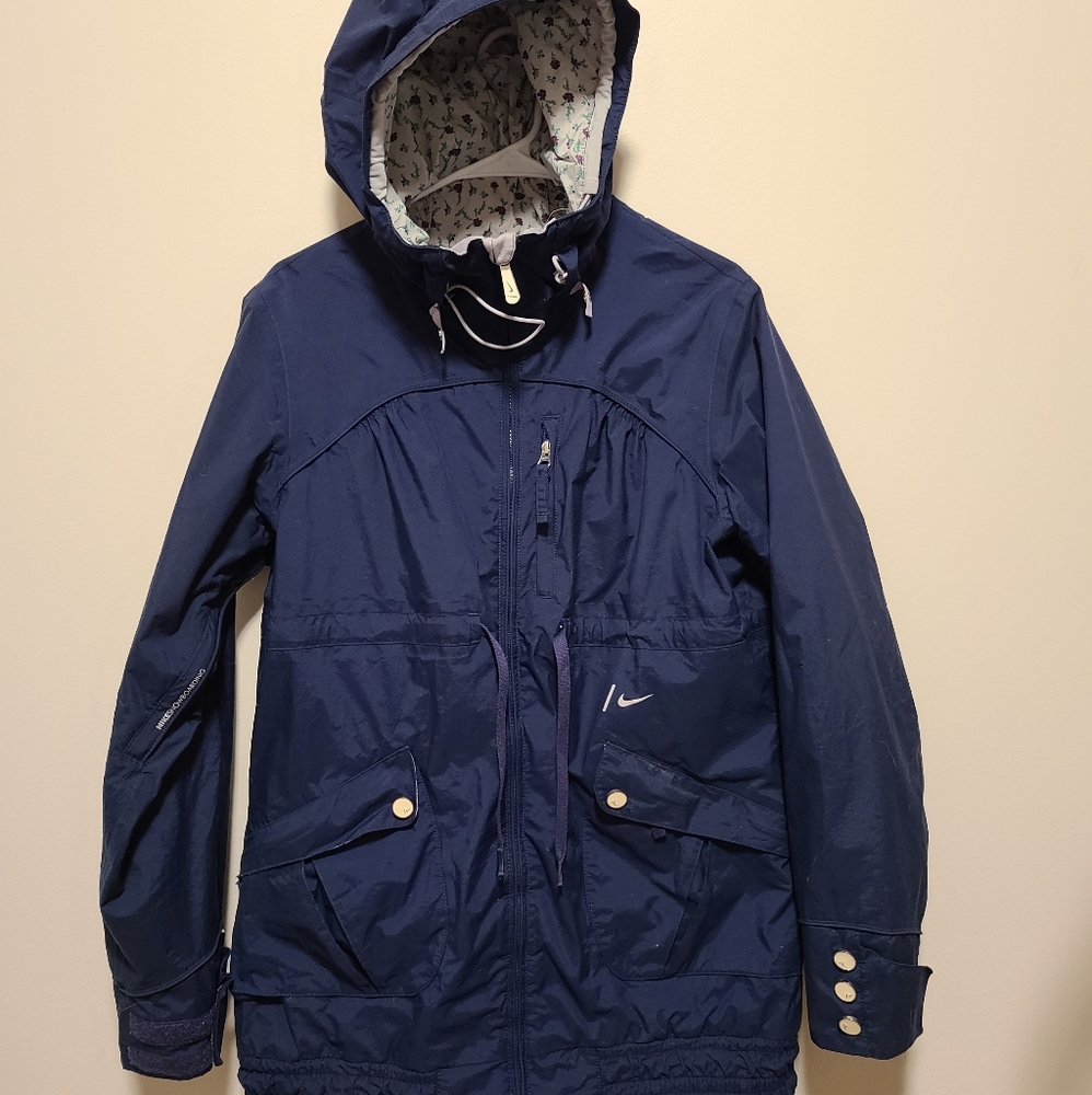 Nike Women Snowboard or Ski Jacket